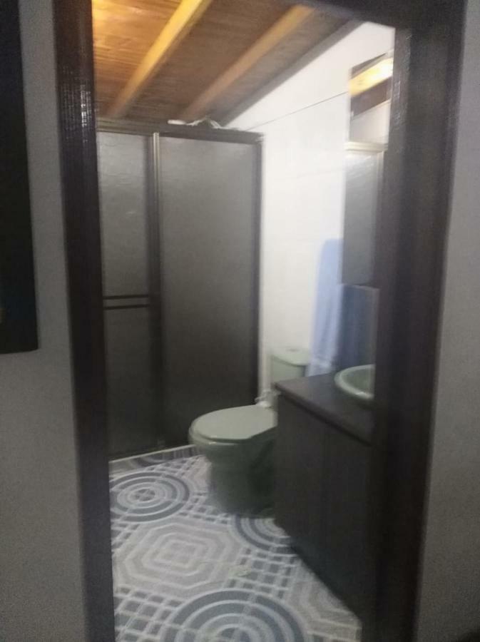 Habitación cerca al centro Medellín Exterior foto